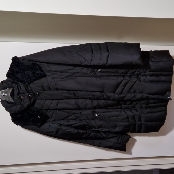 RICKI'S black winter coat - Picture 1 of 5